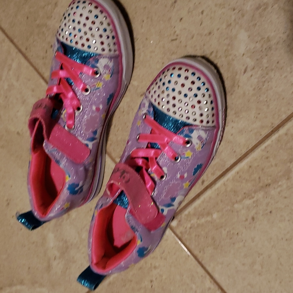 Twinkle toes by Skechers, purple unicorn shoes